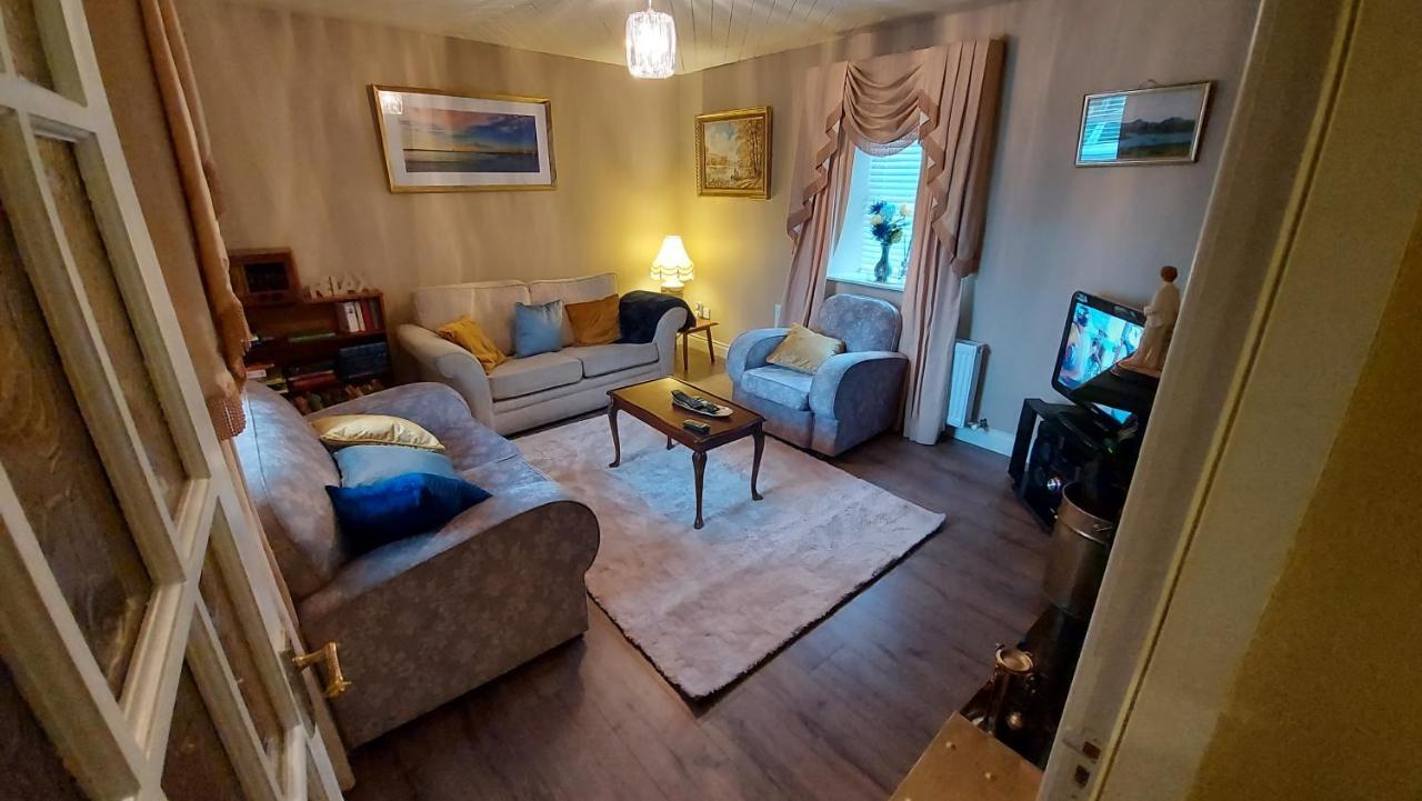 Fihoragh Farm House Hotel Лонгфорд Екстериор снимка